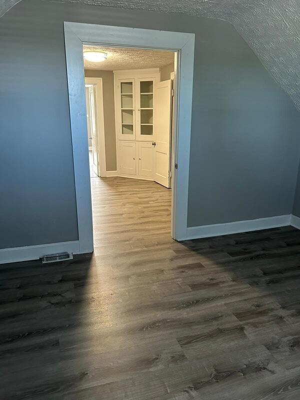 Building Photo - 2121 Carabel Avenue - 3rd Floor