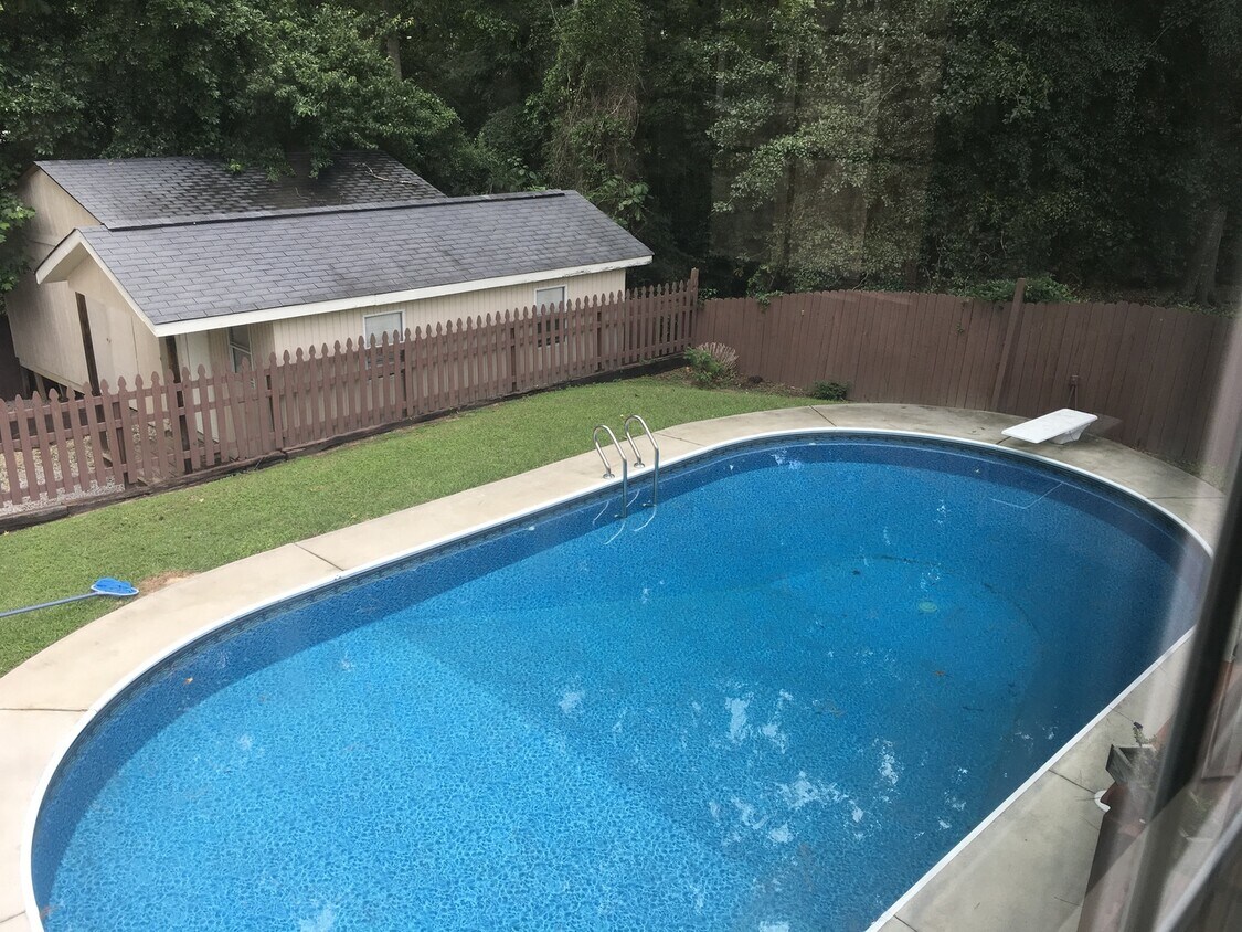 Primary Photo - Updated House w/ Pool, Finished Basement &...
