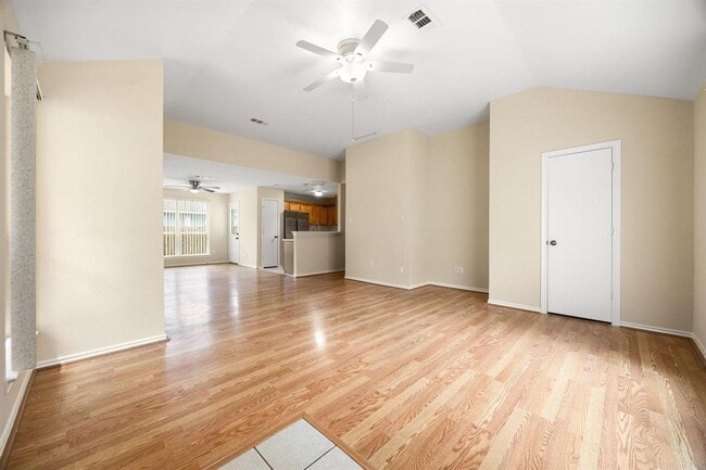 Building Photo - 5723 Cochise Dr