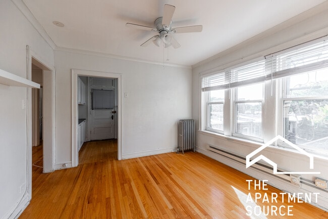 Photo - 4218 N Clark St Apartment