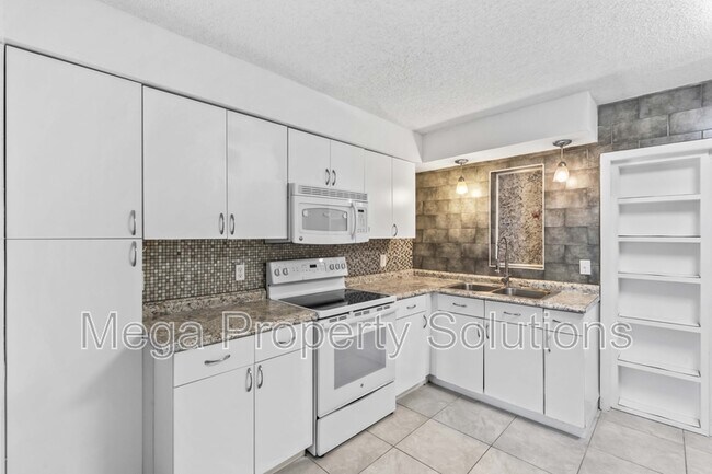 Foto del edificio - 15208 Omaha St