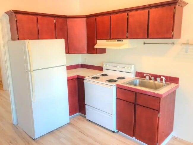 Building Photo - ANDRT01