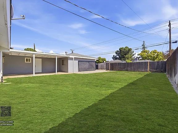 Building Photo - You will want to call this 3 bedroom 2 bathroom house "home sweet home".