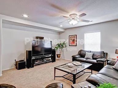 Foto del edificio - 9792 Mayfair St