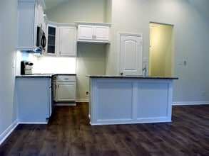 Building Photo - 16725 Stonefield St