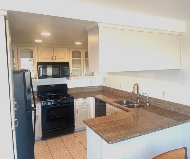 Foto del edificio - 765 W 26th St