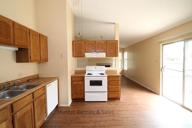 Foto del edificio - Dreamy Three-Bedroom - 1st month free with...