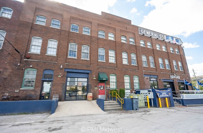 Building Photo - Lofts on Madison