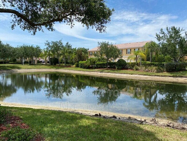 Foto del edificio - 1573 Napoli Dr W