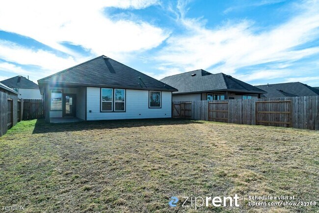 Building Photo - 3 br, 2 bath House - 21806 Heather Elm Dri...