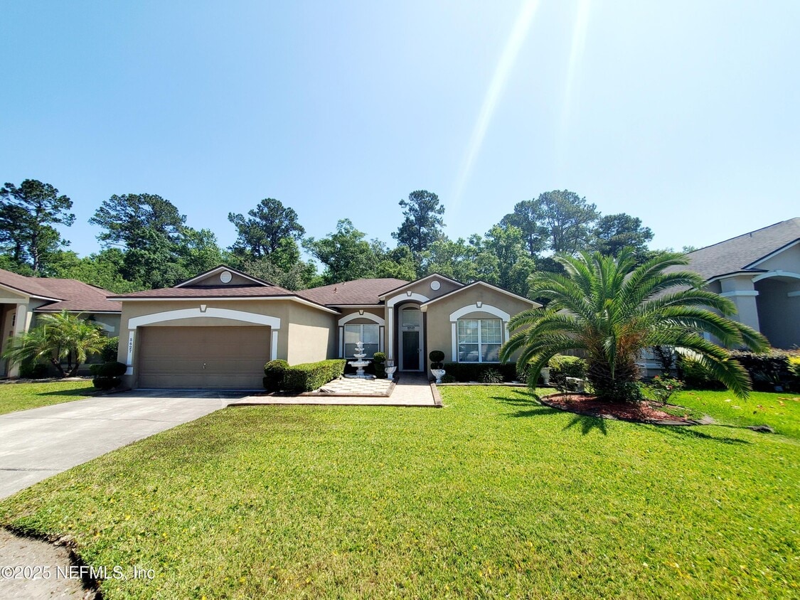 Foto principal - 5627 Ribbon Rose Dr