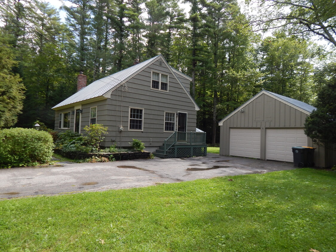 Exterior - 52 Ash Swamp Rd