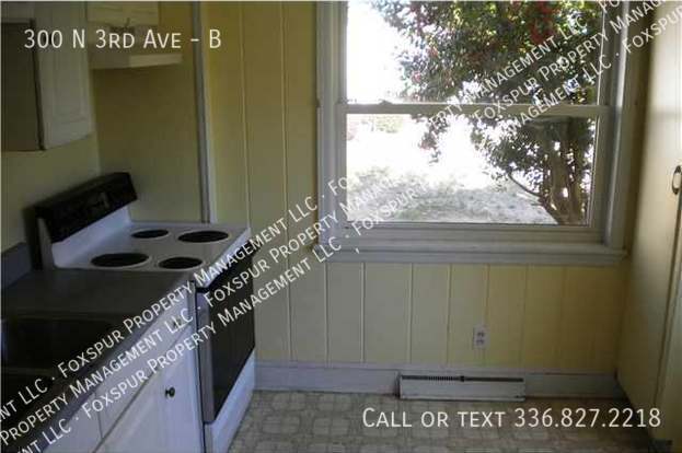 Building Photo - 300 N 3rd Ave