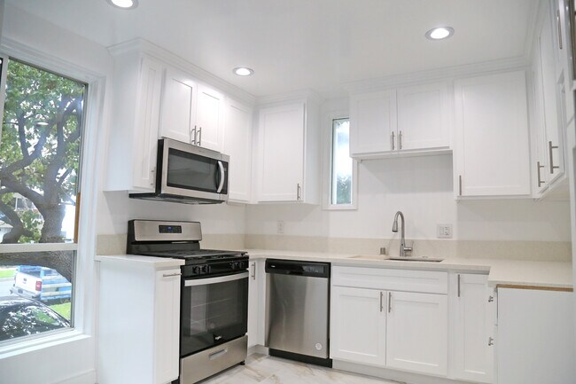 Foto del edificio - 9160 Beverly Blvd