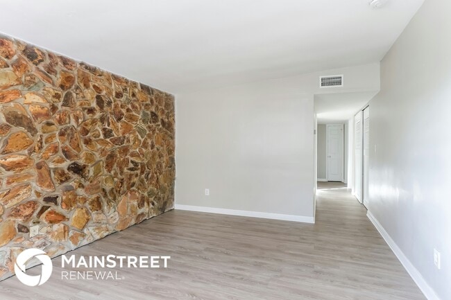 Building Photo - 3775 Abington Ave S