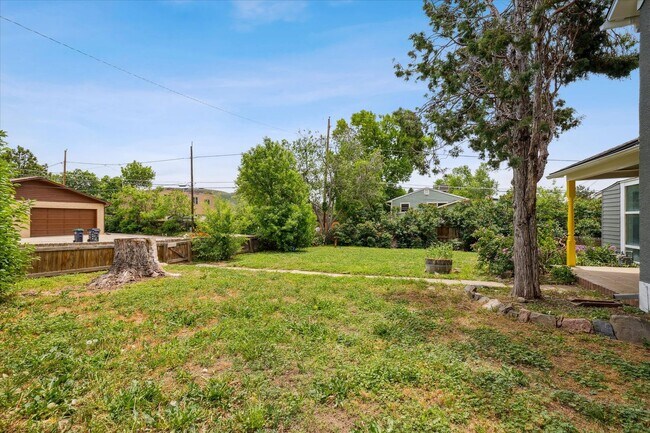 Foto del edificio - Charming 1-bedroom with office, 1-bathroom...