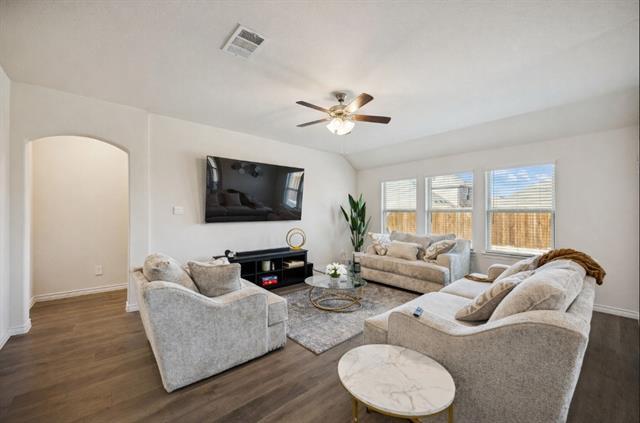 Building Photo - 9729 Gooseneck Dr