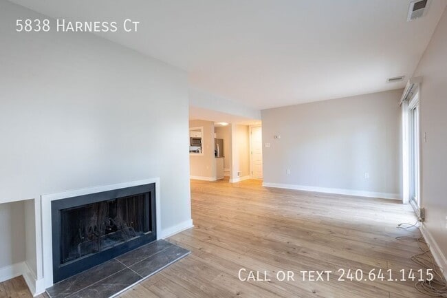 Building Photo - 5838 Harness Ct
