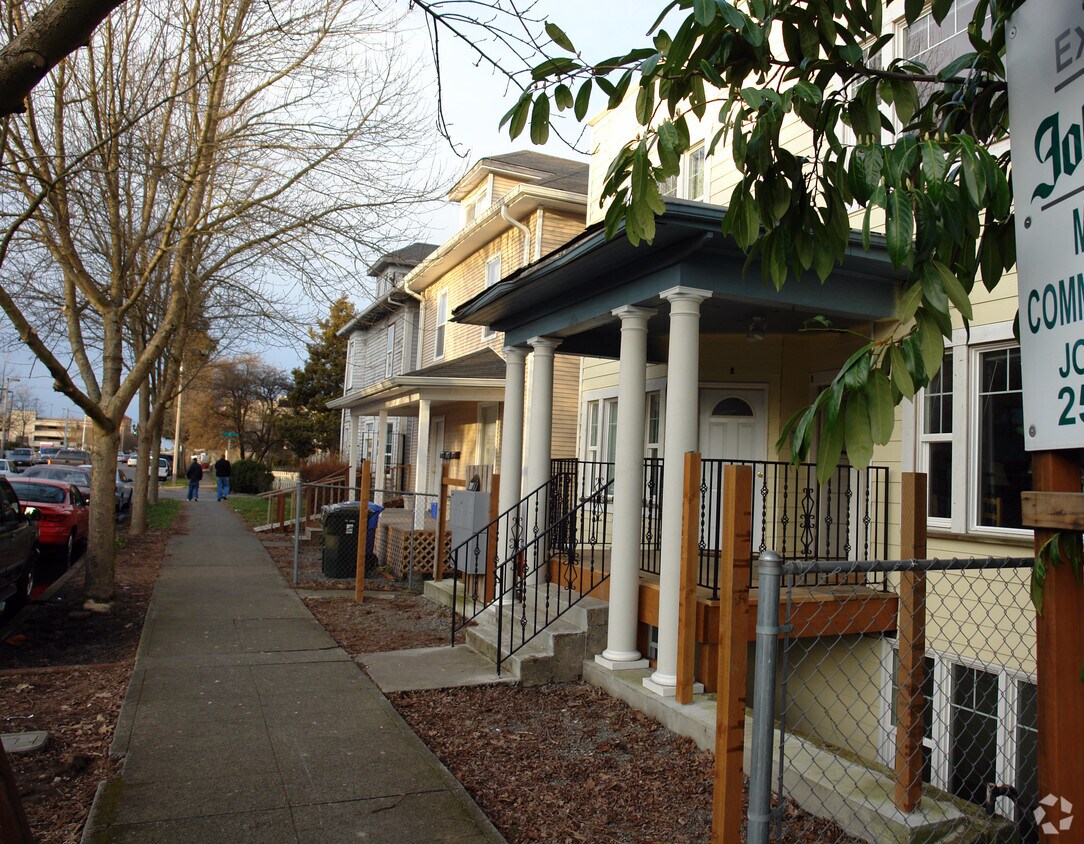 Foto del edificio - 707 Martin Luther King Jr Way