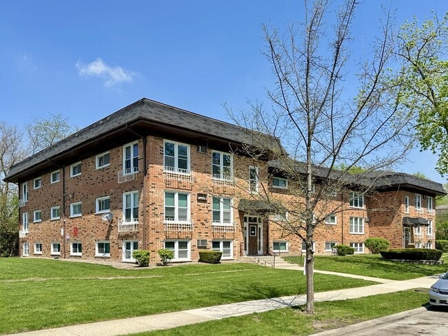 Building Photo - 440 Stevens Dr