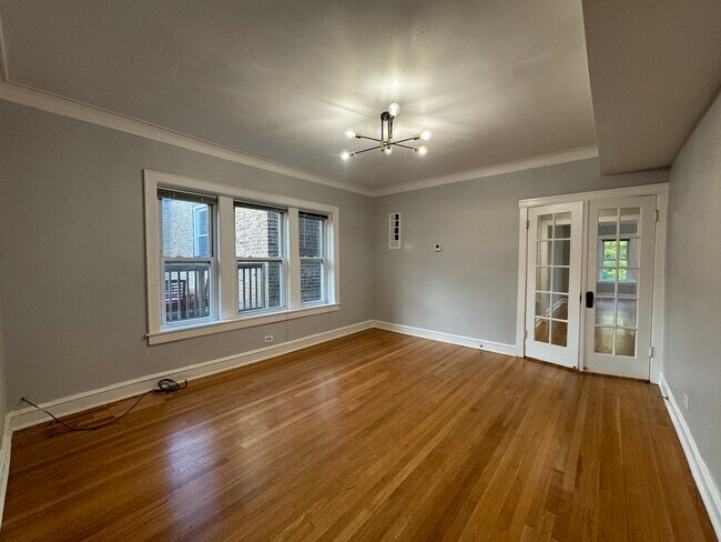 Foto del edificio - 4907 N Washtenaw Ave