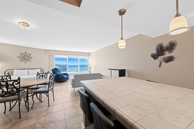 Foto del edificio - 3700 Galt Ocean Dr