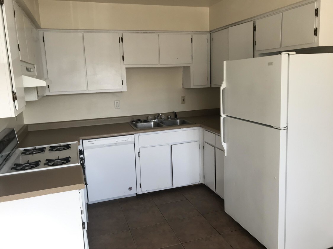 Foto principal - 13316 Mountain Rd NE