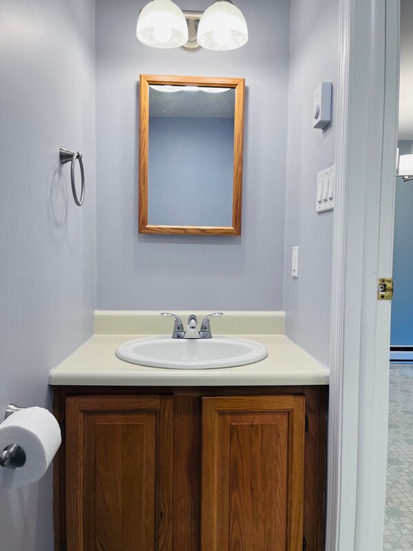 Foto del edificio - 452 Richmond Rd