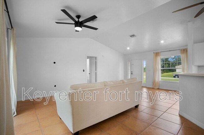 Foto del edificio - 3011 50th St SW