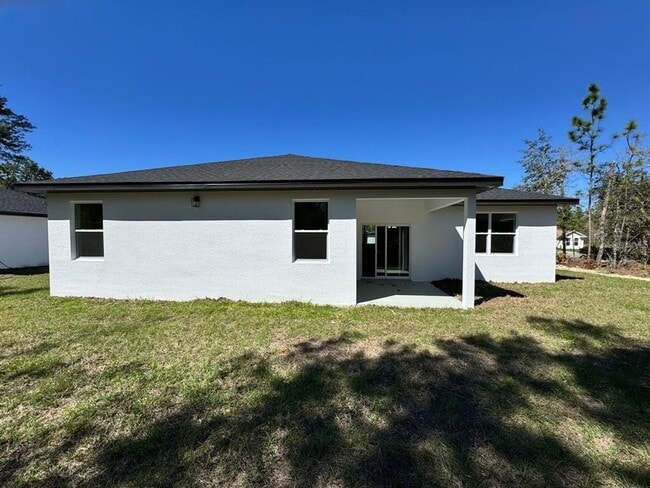 Building Photo - 7185 N Tallwood Dr