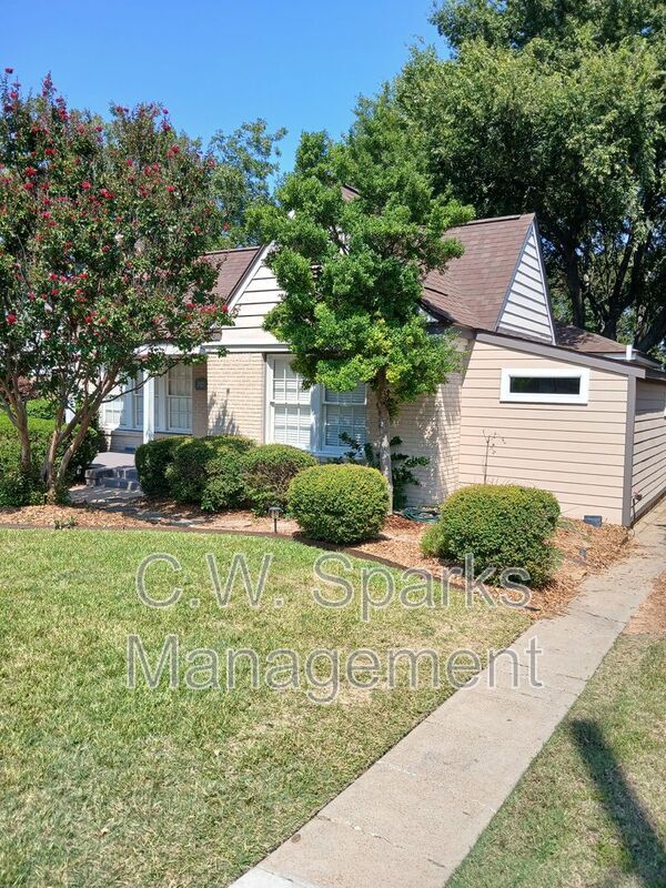 Building Photo - 2523 Alco Ave