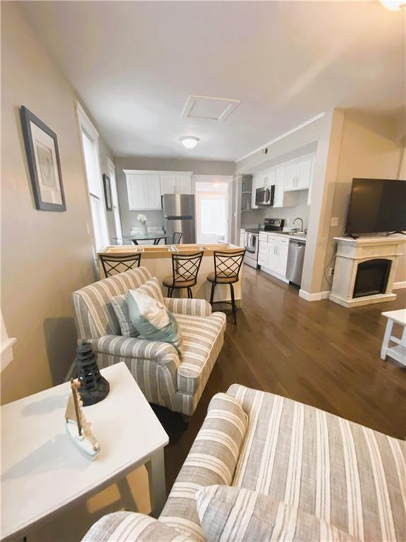 Building Photo - 3 Bull St