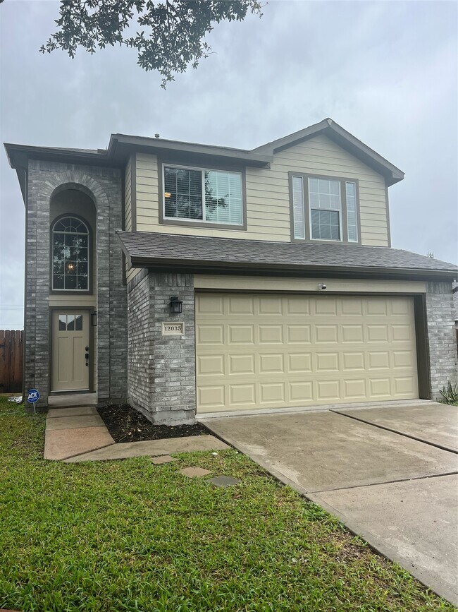 Foto del edificio - 12035 Duane St