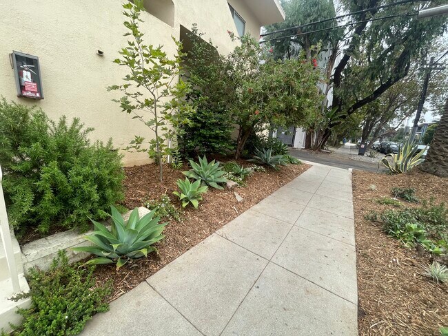 Foto del edificio - 1030 Idaho Ave