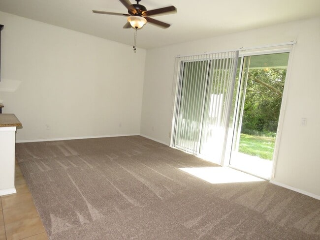 Photo - Beautiful Townhouse 3/2.5/2cg $2300mo