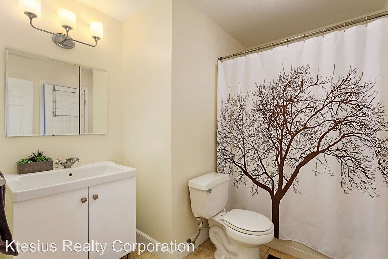 Primary Photo - 2 br, 2 bath House - 1765 Greentree Road