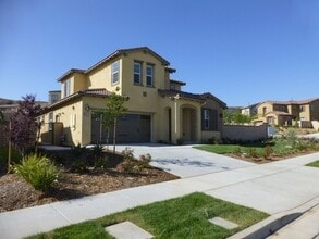 Building Photo - 28677 Farrier Dr