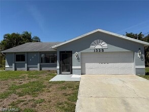 Building Photo - 1325 SW 28th St