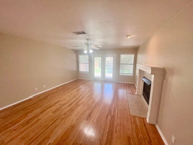Building Photo - 3 BD 2 BA house for Lease: Leander Tx: