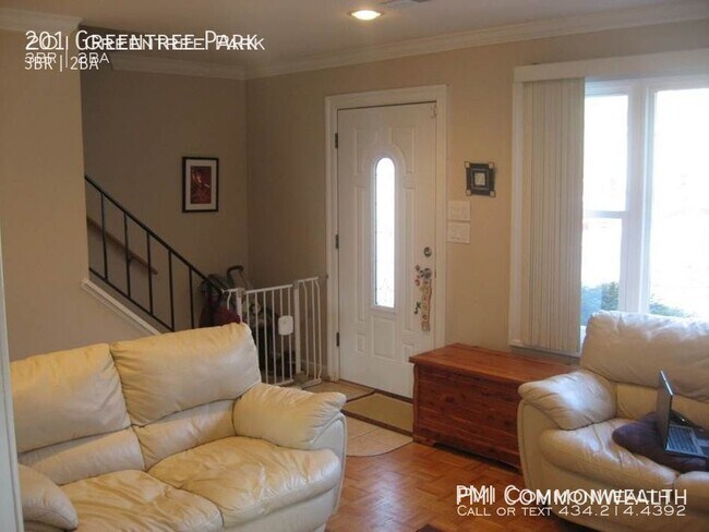 Foto del edificio - 3 Bed / 1.5 Bath Single Family (Available ...