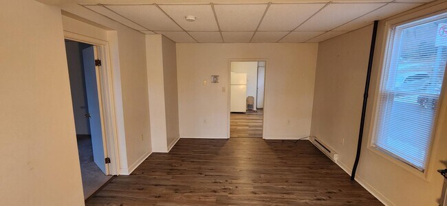 Sala de estar - 201 Clay Ave