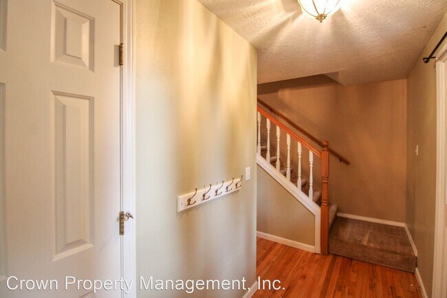 Foto del edificio - 4 br, 2.5 bath House - 2110 Cunningham Ln S