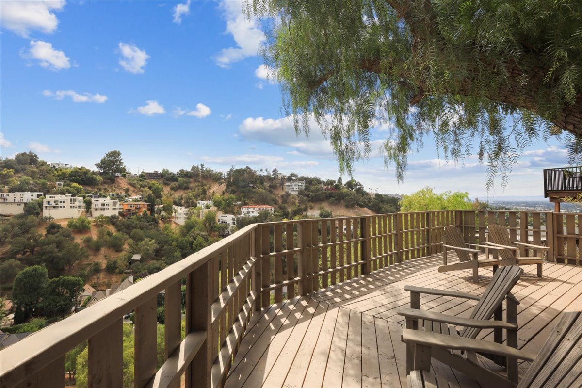 Foto principal - 3751 Sunswept Dr