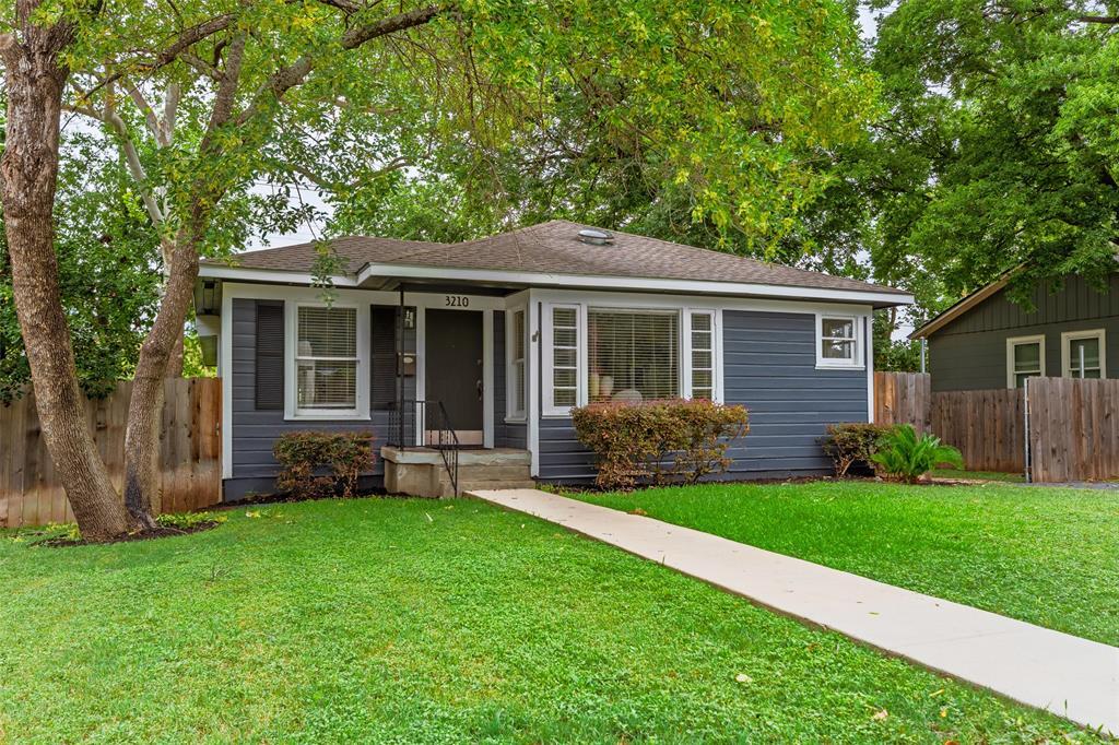 Foto principal - 3210 Funston St