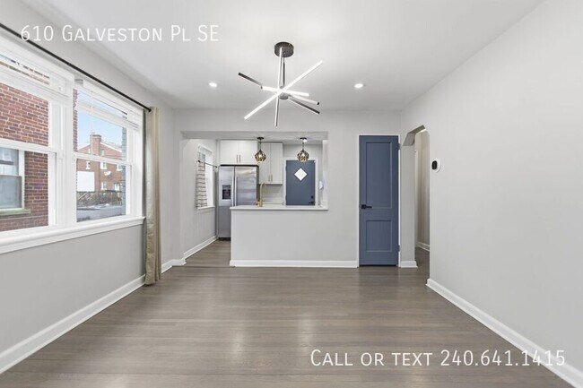 Foto del edificio - 610 Galveston Pl SE