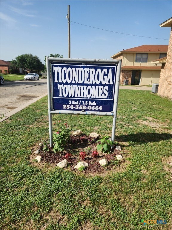 Foto principal - 900 Ticonderoga Dr