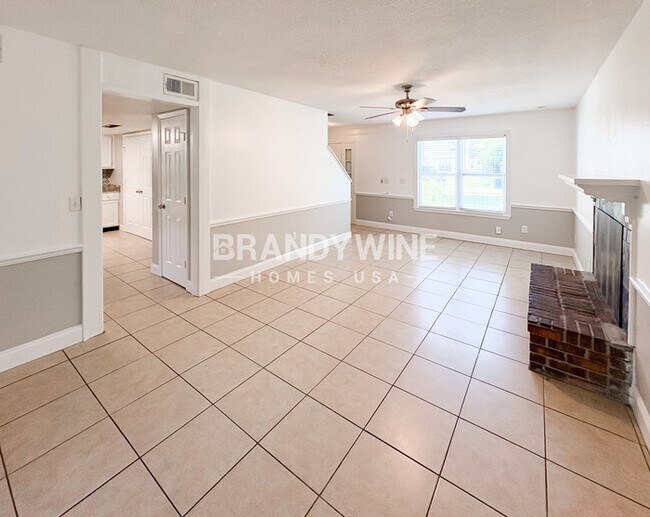 Foto del edificio - 12744 Serenade Cir S
