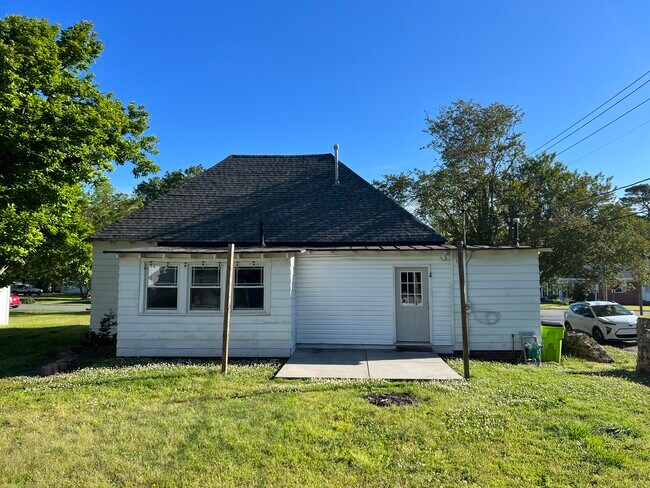 Exterior Back - 413 E Center St