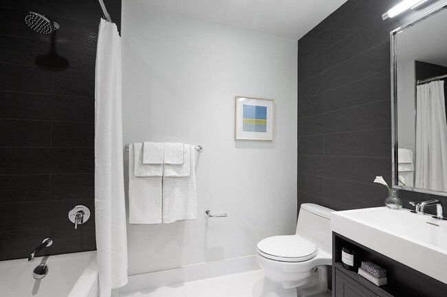Foto del edificio - 555-556 10th Ave
