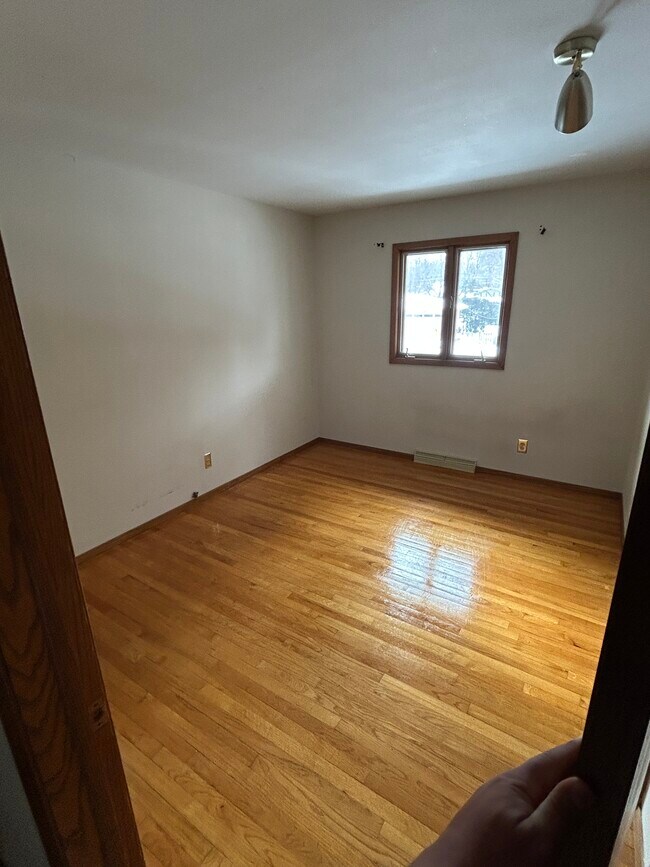 Foto del edificio - 4902 Brookview Rd